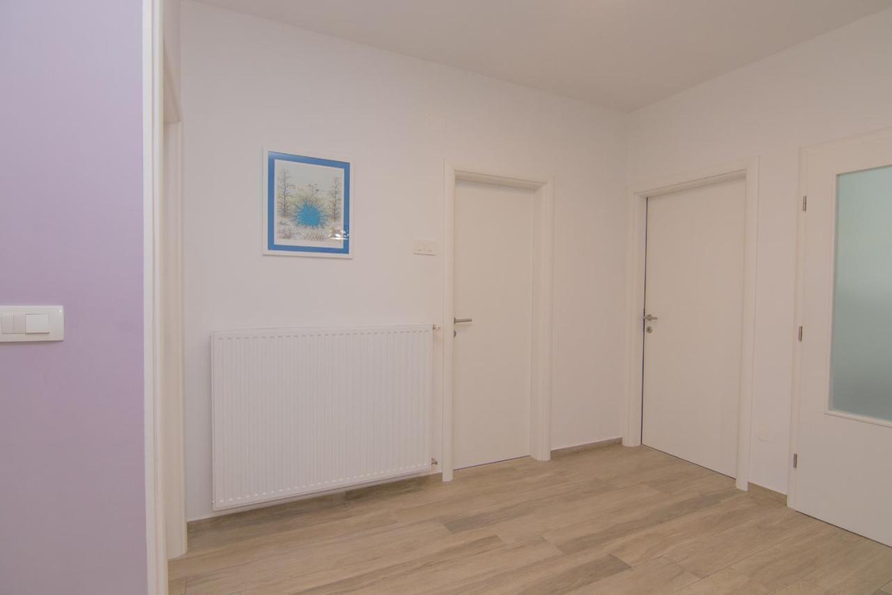 Apartment Neda Krk Town Exterior photo